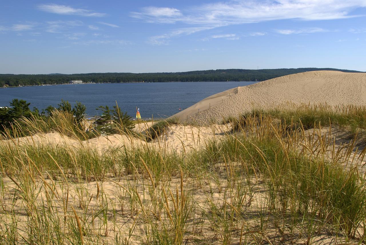 Dunes Waterfront Resort Мирс Экстерьер фото